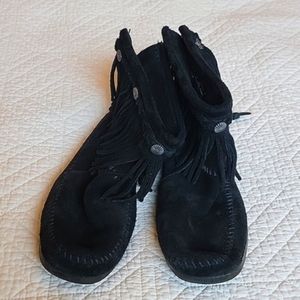 Minnetonka Hi-top Back Zip boot black suede leather moccasins 8.5